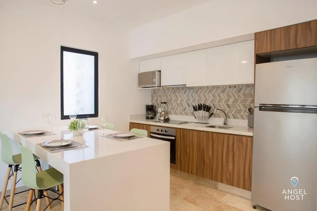Holiday home Oceanview Roof Pool I Fast Wifi I Smarttv Nr Beach Playa del Carmen Mexico